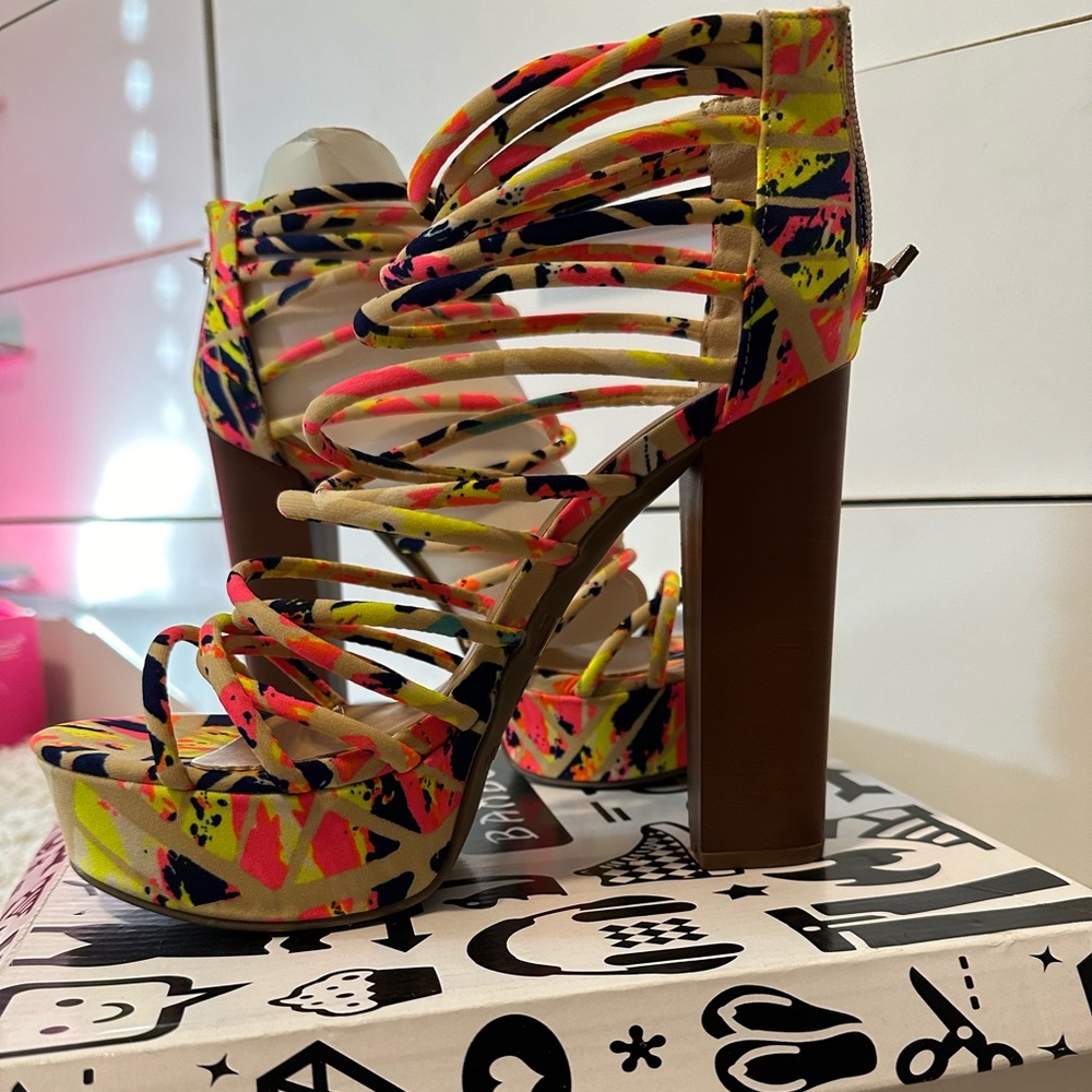 BAMBOO® Heels Wooden Heel | Size 9 | MultiColor